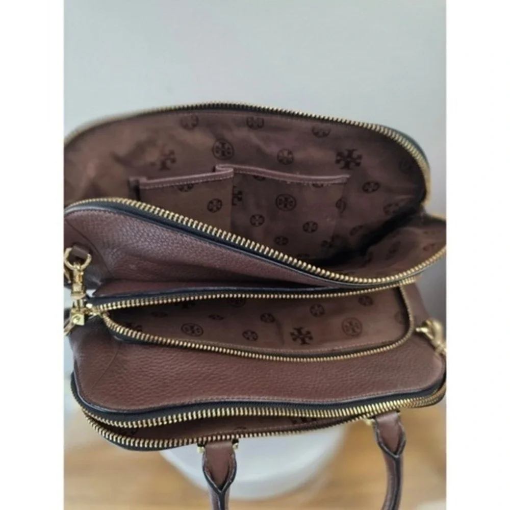 Tory Burch‎ Robinson Pebbled Leather Triple Zip Compartment Satchel Brown Gold